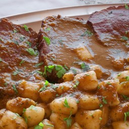SOMETHING YOU NEED TO TRY: “DALMATIAN PASTICADA WITH GNOCCHI (BEEF STEW)”